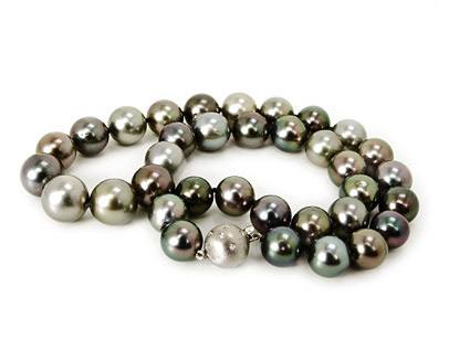 Mixed Hue Pearl Strand